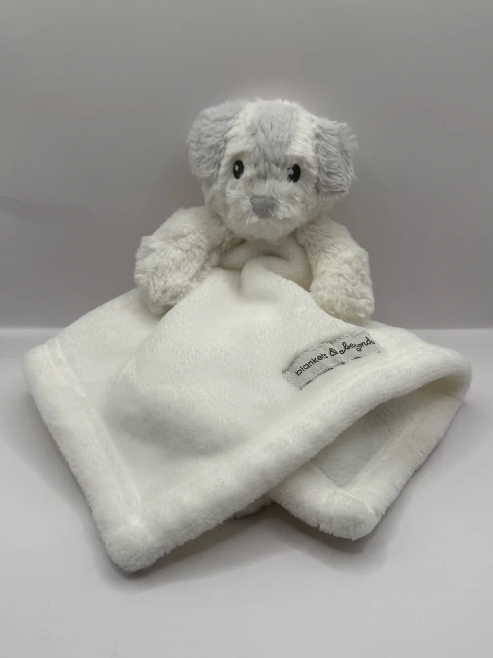Blankets & Beyond Grey & White Fluffy Dog Lovey Security Blanket